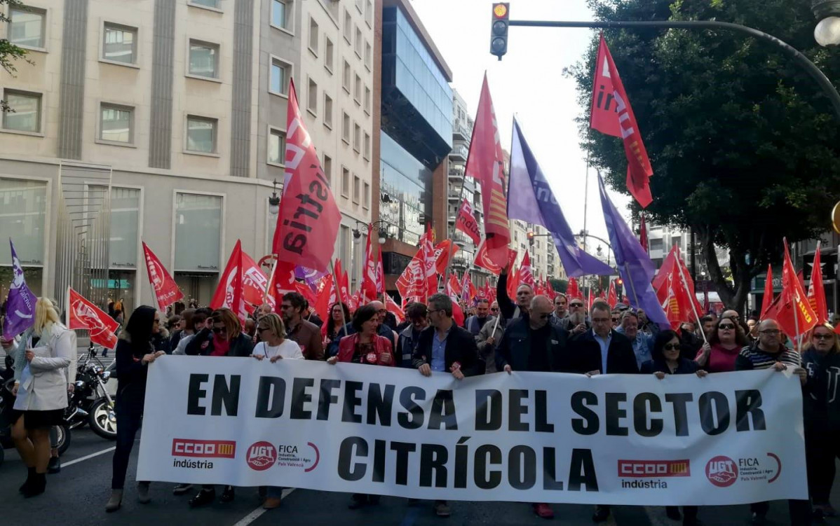 Manifestaciu00f3n Jornales Cu00edtricos (Foto UGT FICA CV)