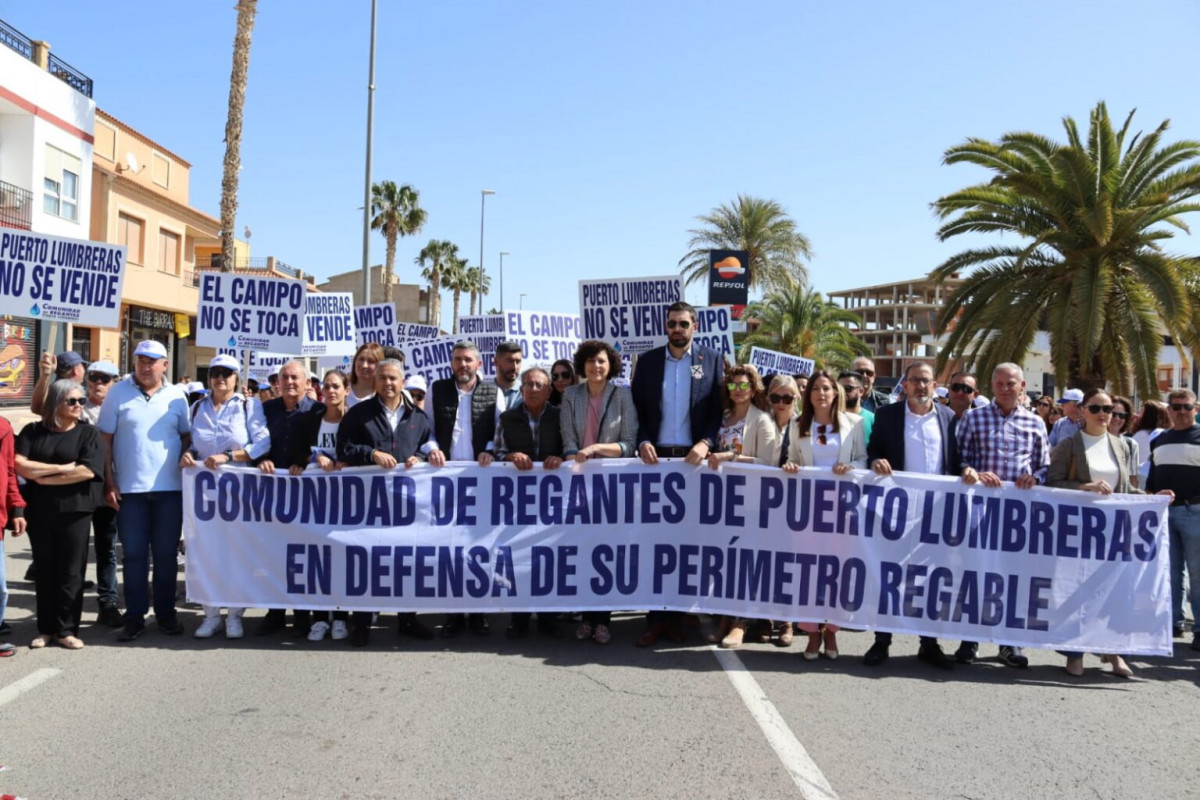 Protesta contra planta solar abril 2024 (Foto Ayto Puerto Lumbreras)