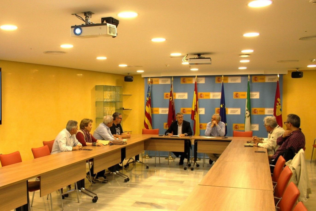 Urrea reunión ecologistas y Pacto por el Mar Menor (Foto CHS)