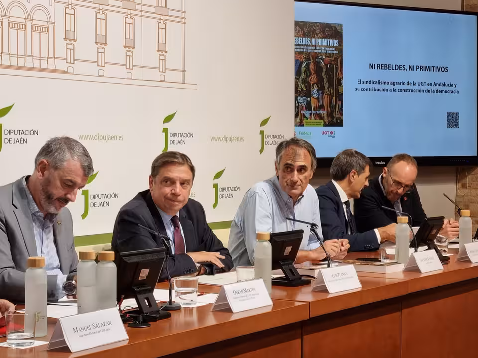 Planas en la presentaci&oacute;n de un libro sobre sindicalismo agrario en Ja&eacute;n (Foto MAPA)