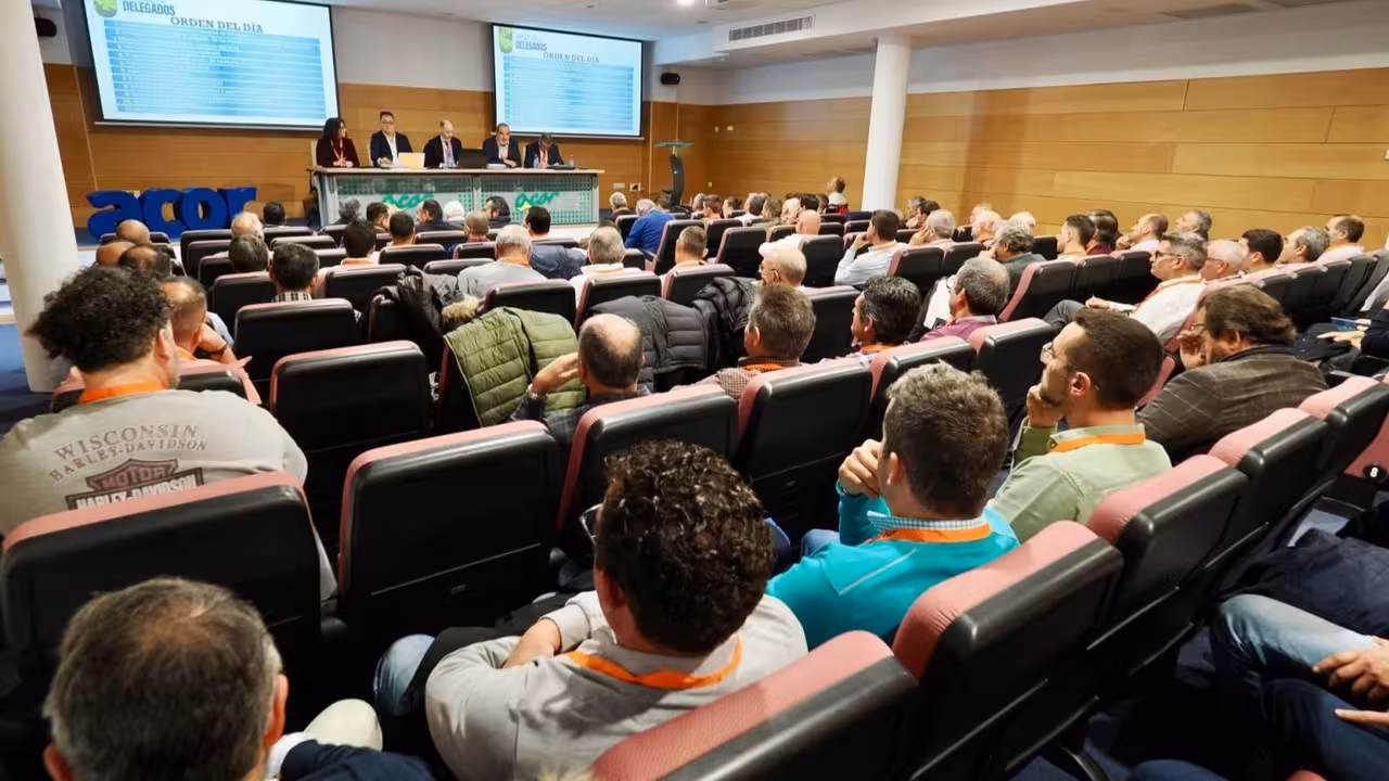 Asistentes a la Asamblea de la Cooperativa ACOR (Foto ACOR)