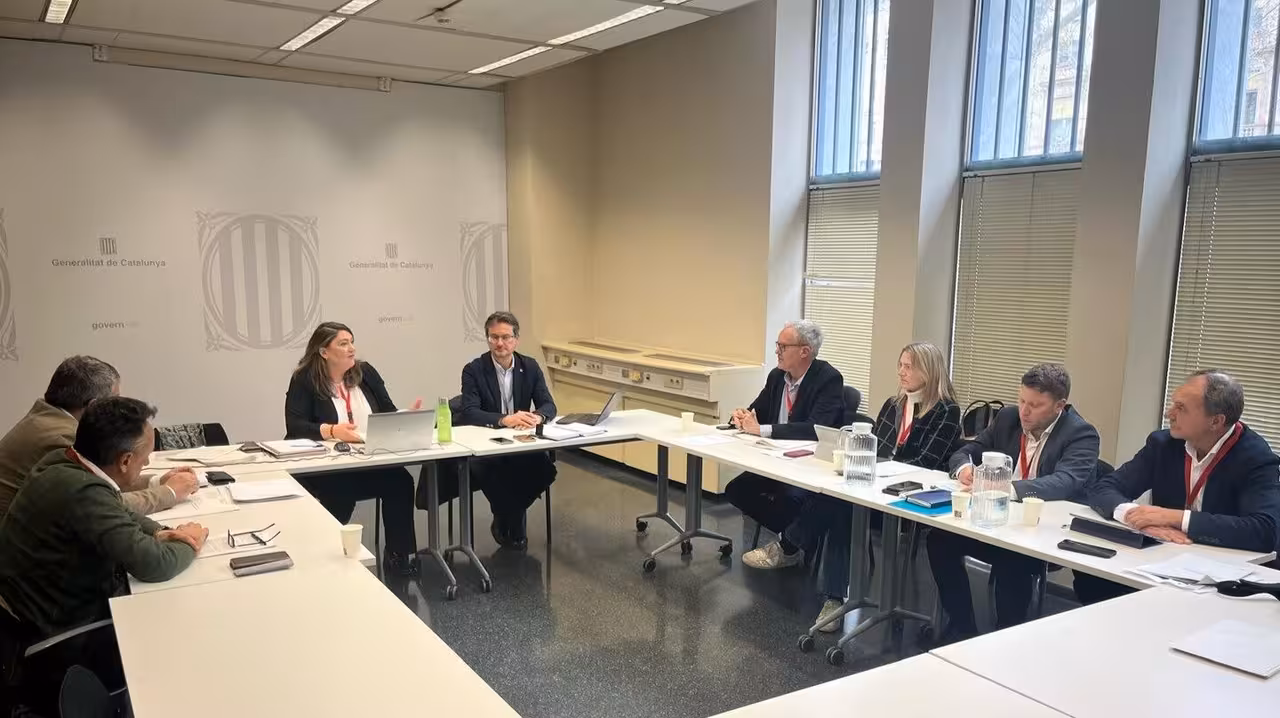 Reuni&oacute;n de responsables de pesca de las CCAA del litoral Mediterr&aacute;neo en Barcelona (Foto CARM)