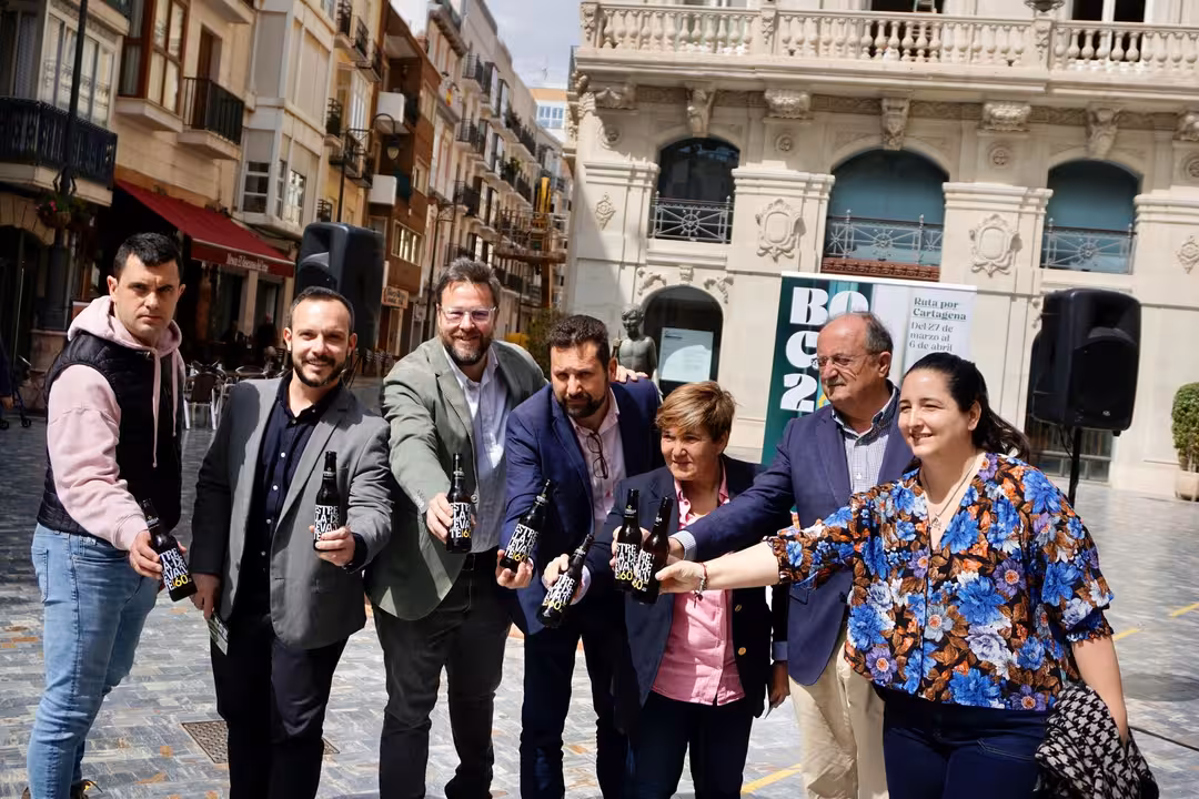 Presentaci&oacute;n de Boca2 con Reserva 60 en Cartagena (Foto Estrella de Levante)