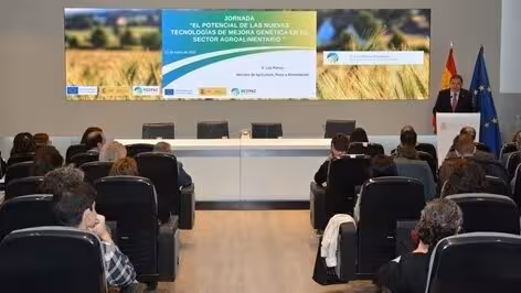 Planas inaugura la jornada sobre NTG (Foto MAPA)