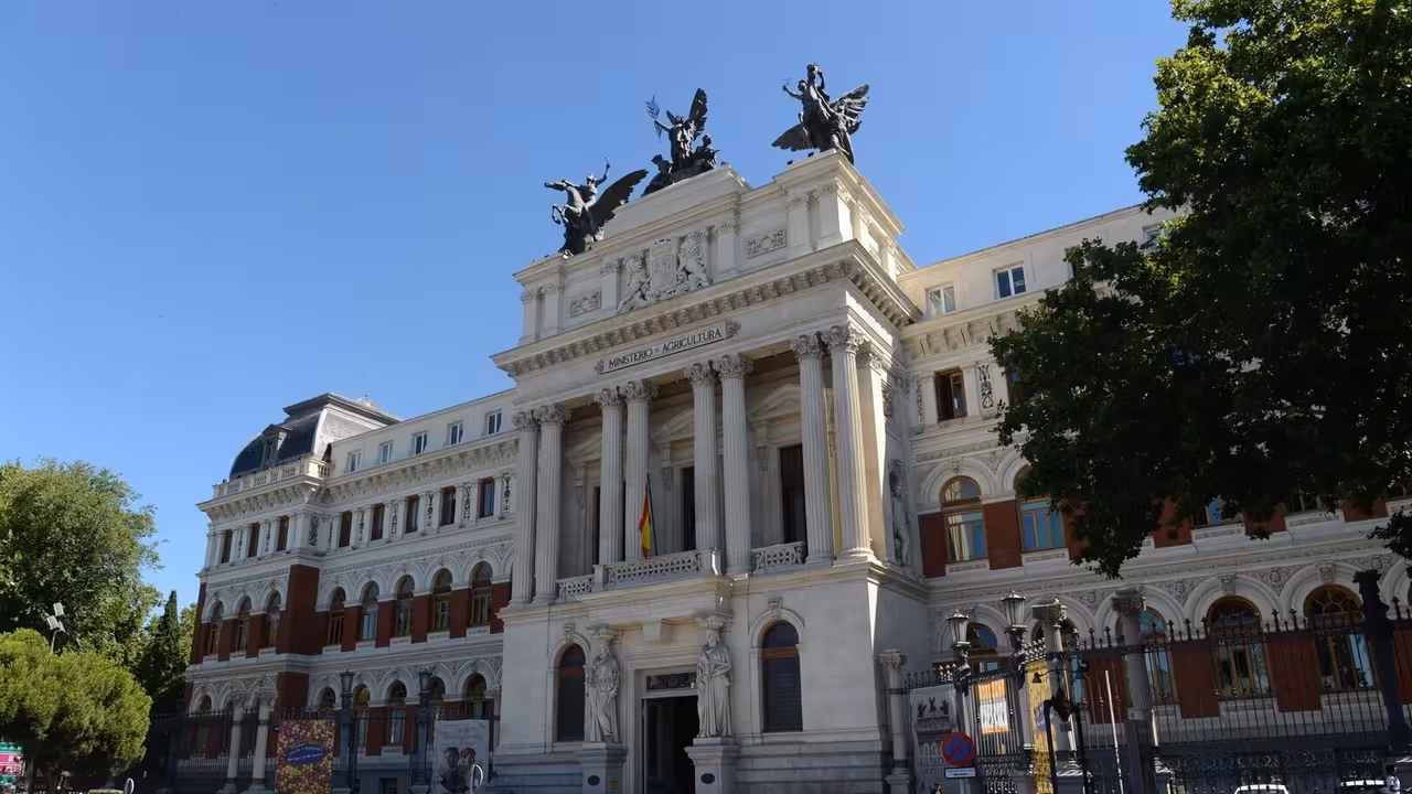 Fachada del Ministerio de Agricultura, Pesca y Alimentaci&oacute;n (Foto MAPA)