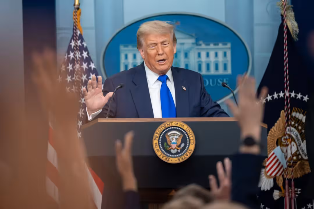 Donald Trump en una conferencia de prensa (Foto The WhiteHouse)