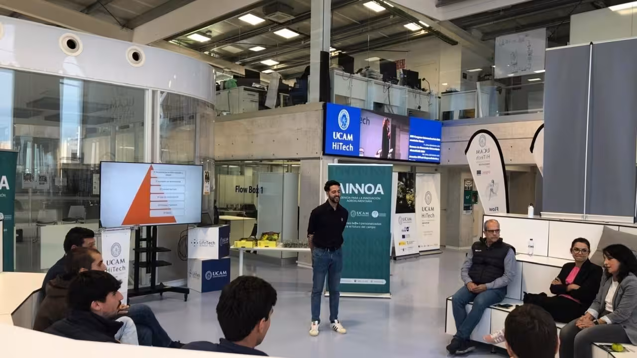 Presentaci&oacute;n a productores de Murcia (Foto Fundaci&oacute;n Cellbitec)