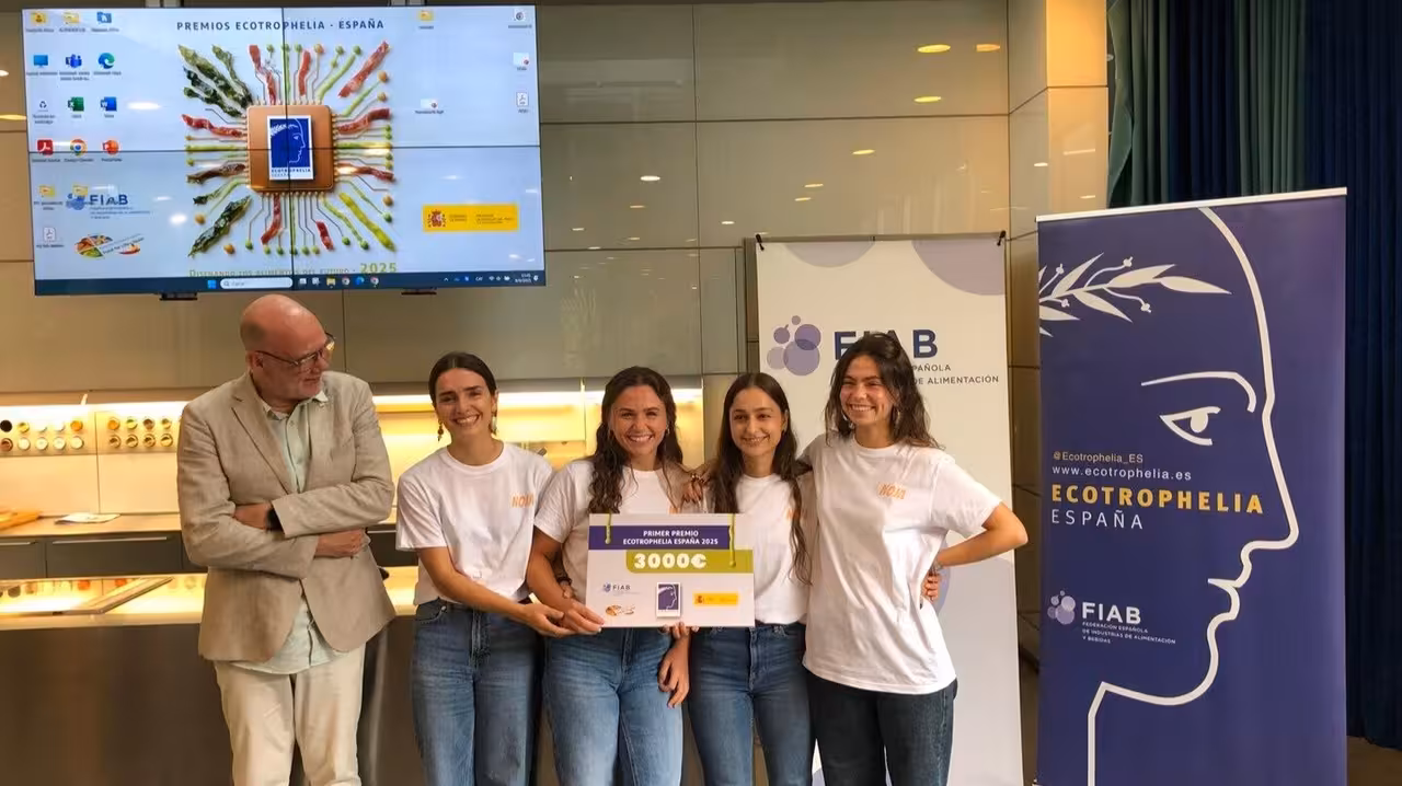 Equipo ganador de Ecotrophelia (Foto FIAB)