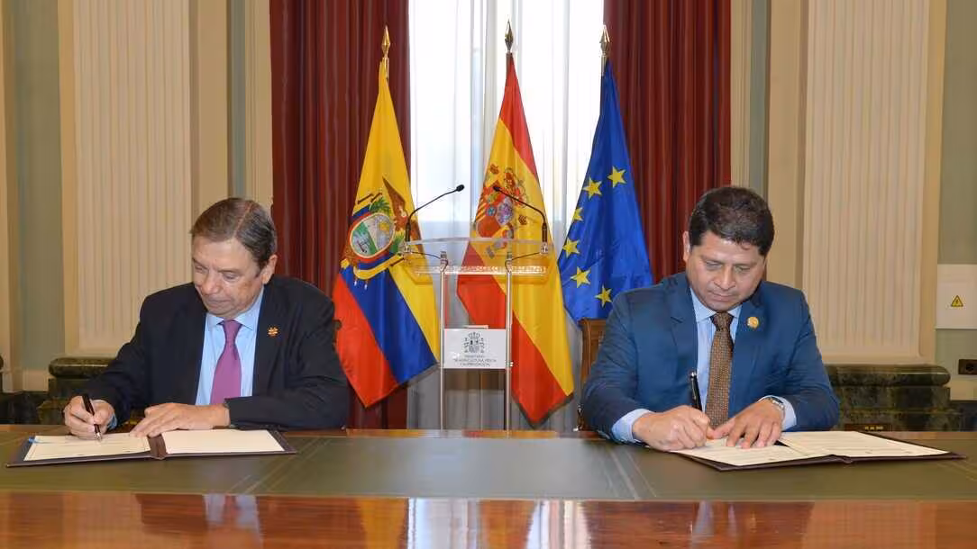Espa&ntilde;a y Ecuador firman un Memorando de Entendimiento en materia agr&iacute;cola (Foto MAPA)