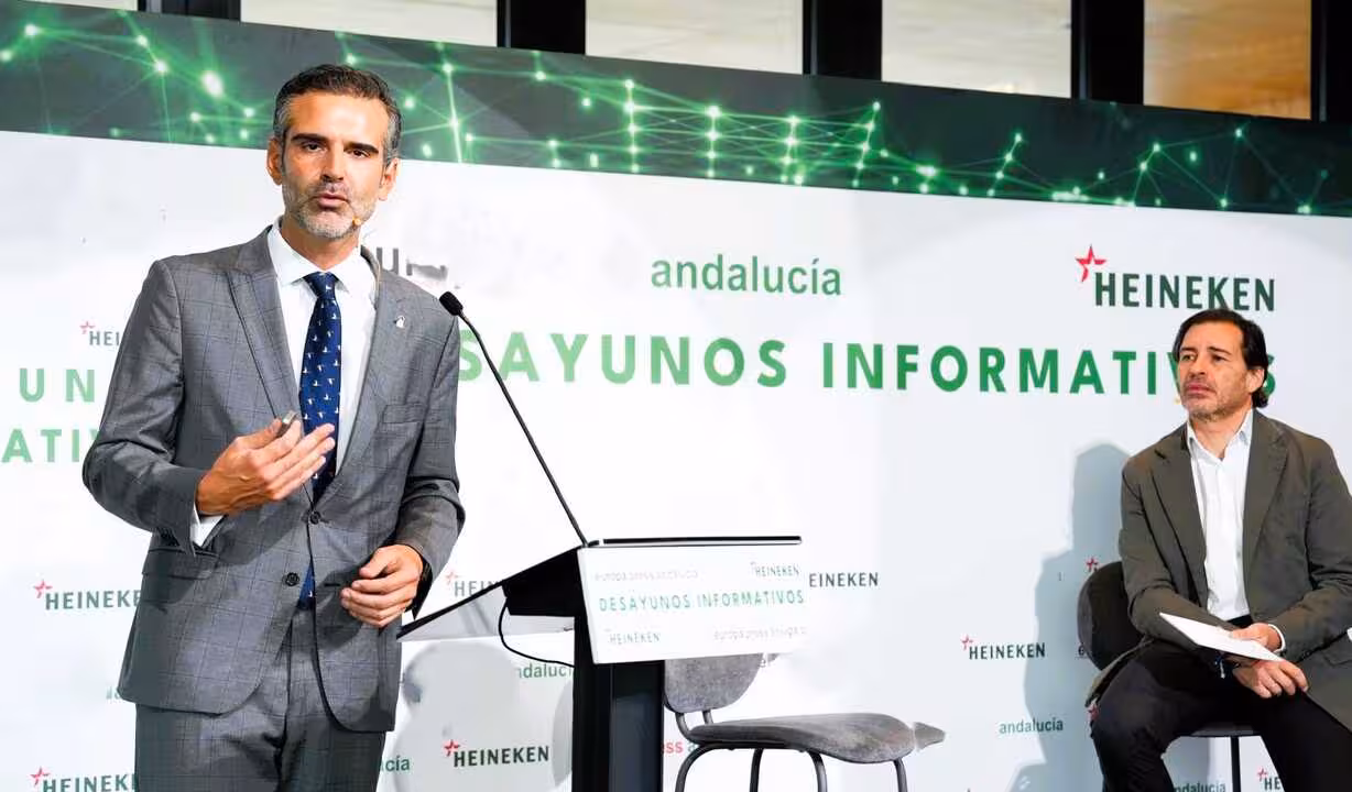 Mart&iacute;nez Pacheco en un desayuno EP (Foto Junta de Andaluc&iacute;a RTK)
