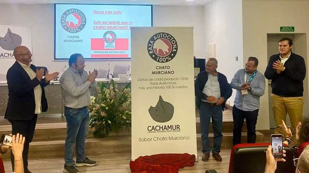 Presentaci&oacute;n del sello 100% raza aut&oacute;ctona del chato murciano (Foto Sepor)