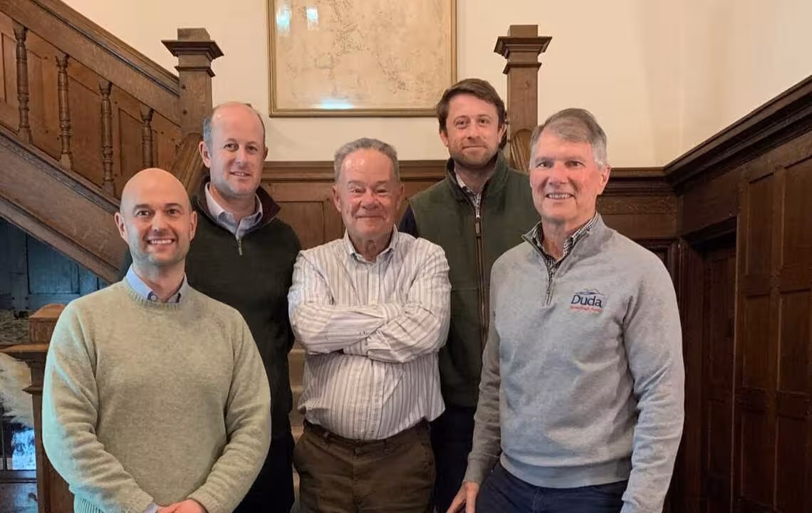 De izquierda a derecha:&nbsp;Anthony Gardiner, Guy Shropshire, Steve Winterbottom, Henry Shropshire, Sammy Duda (Foto A. Duda & Sons, G&rsquo;s Group y Tozer Seeds)