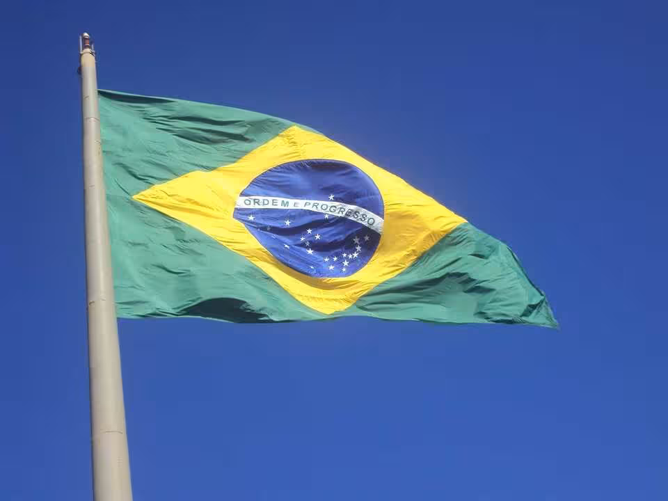Bandera de Brasil (Imagen de ilanwet en Pixabay)