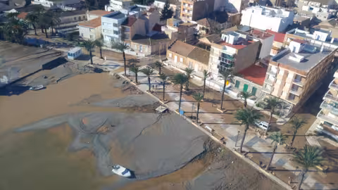 Mar Menor entrada de escorrent&iacute;a en Los Alc&aacute;zares en diciciembre de 2016 (Foto 112rmFB)