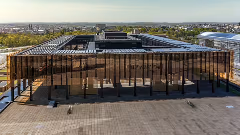 Anillo y explanada (Foto Tribunal de Justicia de la Uni&oacute;n Europea TJUE)