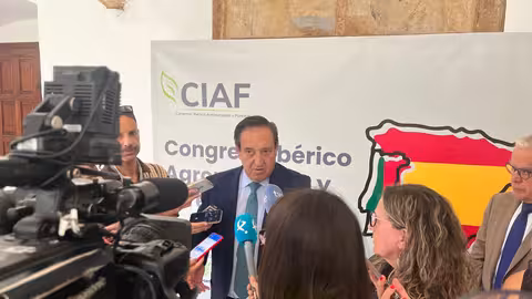 Pedro Barato en el Congreso Ib&eacute;rico CIAF (Foto Asaja Extremadura)