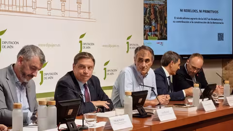 Planas en la presentaci&oacute;n de un libro sobre sindicalismo agrario en Ja&eacute;n (Foto MAPA)