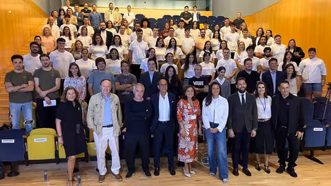 Ferr&aacute;n Adri&aacute; con organizadores, escuelas de hosteler&iacute;a, mentores. alumnos y Conesa en la inauguraci&oacute;n del Campus Gastron&oacute;mico (Foto CARM)