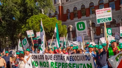 Protesta de agricultores en Castilla y Le&oacute;n (Foto UdU)