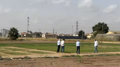 Sensores instalados en el campo de cultivo de prueba (Foto CARM)