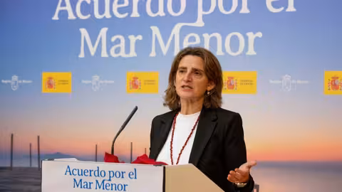 Teresa Ribera en el Acuerdo por el Mar Menor (Foto Miteco)