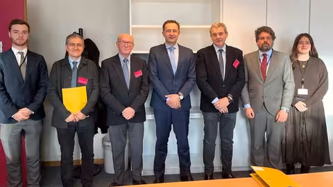 AVA-Asaja se re&uacute;ne en Bruselas con el futuro comisario de Agricultura (Foto AVA-Asaja)