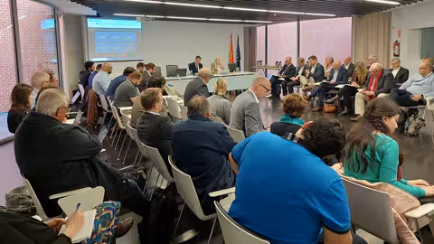 Segunda ronda de negociaci&oacute;n para la renovaci&oacute;n del acuerdo pesquero con Noruega (Foto MAPA)