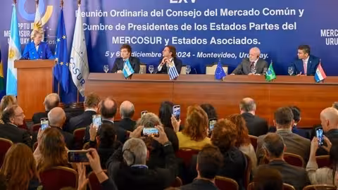 Von der Leyen en la LXV del Mercosur (Foto Comisi&oacute;n Europea Newsroom)