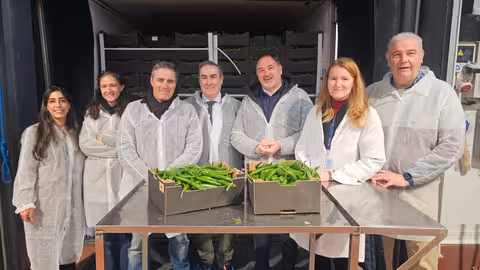 Visita de UPA al control fronterizo del puerto de Algeciras (Foto UPA Andaluc&iacute;a)
