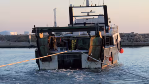 Barco arrastrero de pesca (Foto Capesca)
