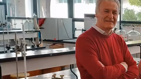 Antonio Lid&oacute;n. Profesor titular Escuela T&eacute;cnica Superior Ingenier&iacute;a Agron&oacute;mica y Medio Natural. Departamento de Qu&iacute;mica. Universidad Polit&eacute;cnica de Valencia.