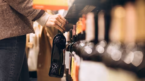 Comprando vino (Foto FEV)