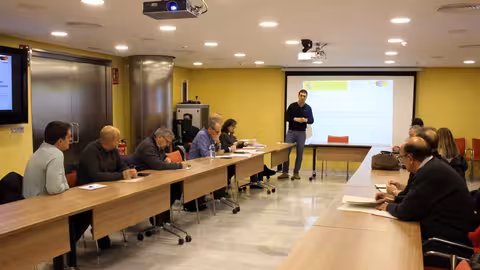 Sesi&oacute;n de coordinaci&oacute;n sobre el sistema SAIH (Foto CHS)