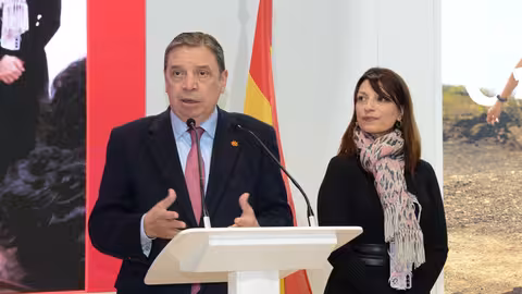 Luis Plana en el estand del Ministerio de Agricultura, Pesca y Alimentaci&oacute;n en Fitur (Foto MAPA)