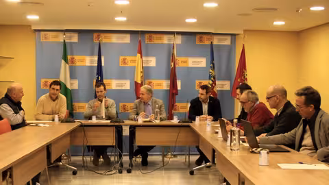 Reuni&oacute;n de la Comisi&oacute;n de Desembalse del embalse del Argos (Foto CHS)