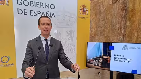 Jos&eacute; Mar&iacute;a Mart&iacute;n presenta el balance exportador de Almer&iacute;a (Foto Subdelegaci&oacute;n del Gobierno en Almer&iacute;a)