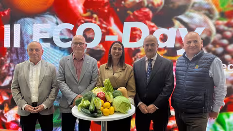 Sara Rubira en el stand de la Regi&oacute;n en Fruit Logistica Berl&iacute;n donde se ha celebrado el II ECO-Day (Foto CARM)