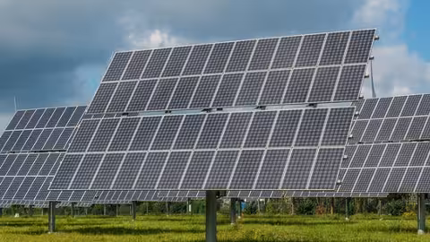 Panel solar (Foto Asaja M&aacute;laga)