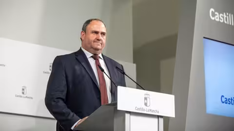 Consejero de Agricultura, Ganader&iacute;a y desarrollo Rural, Juli&aacute;n Mart&iacute;nez Liz&aacute;n (Foto Gobierno de C-LM)