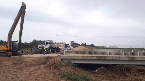 Desbroce de arrastres por la lluvia (Foto CHS)