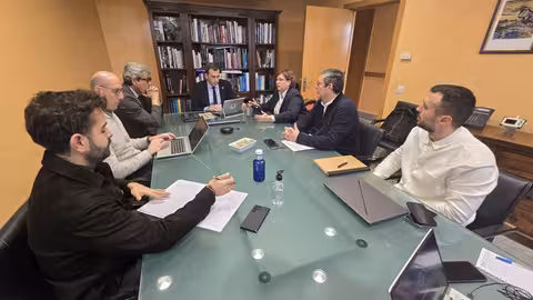 El Gobierno regional analiza con la Confederaci&oacute;n Hidrogr&aacute;fica del Tajo el impulso a infraestructuras hidr&aacute;ulicas para los municipios ribere&ntilde;os (Foto Gobierno de Castilla-La Mancha)