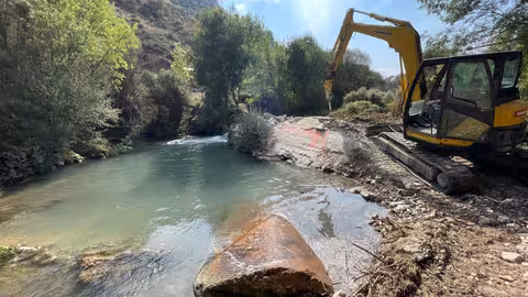 Eliminaci&oacute;n de azud en el r&iacute;o Zumeta (Foto CHS)
