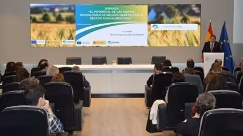 Planas inaugura la jornada sobre NTG (Foto MAPA)