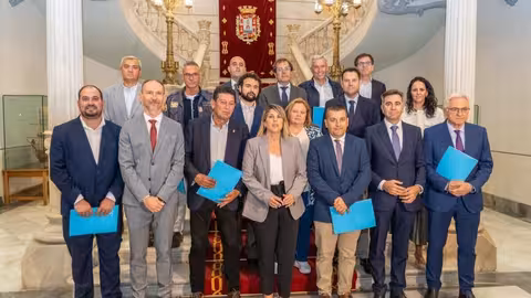 Integrantes de la Mesa de Agua del Campo de Cartagena (Foto Ayto Cartagena)