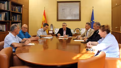 Urrea se re&uacute;ne con el alcalde de Lorca (Foto CHS)