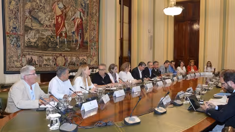 La Comisi&oacute;n Ejecutiva de UPA se re&uacute;ne con Planas (Foto MAPA)