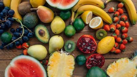 Mejores frutas de verano en Espa&ntilde;a: Caracter&iacute;sticas y beneficios para la salud