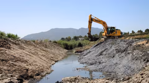 Obras de emergencia en el r&iacute;o Segura de da&ntilde;os por la DANA (Foto CHS)