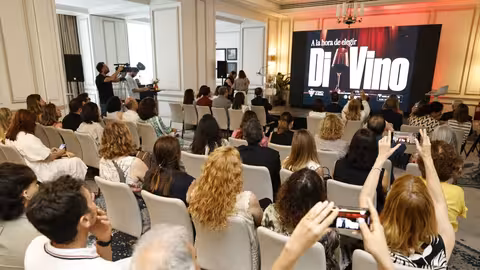 Presentaci&oacute;n de la campa&ntilde;a Di Vino (Foto OIVE)