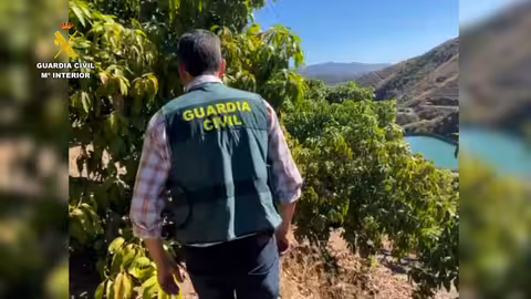 Operaci&oacute;n &Aacute;ridum de captaci&oacute;n ilegal de agua para abastecimiento en M&aacute;laga (Foto Guardia Civil)